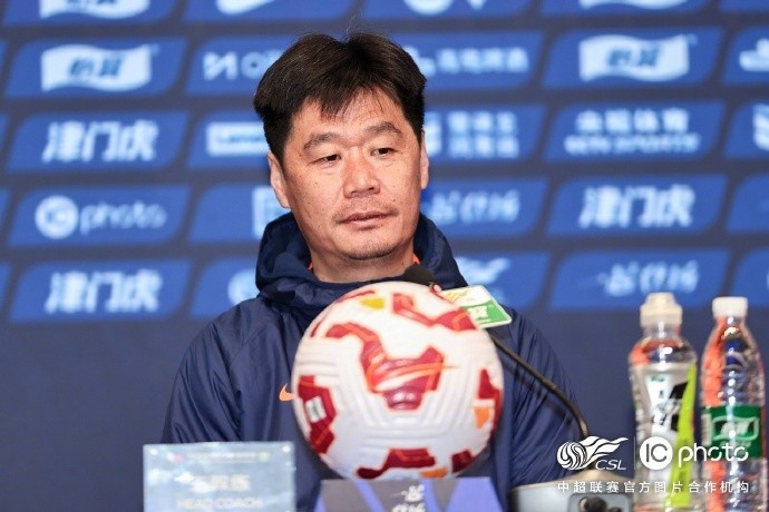 李霄鵬：希望明天比賽能打出一些新的東西，取得一個好的結(jié)果