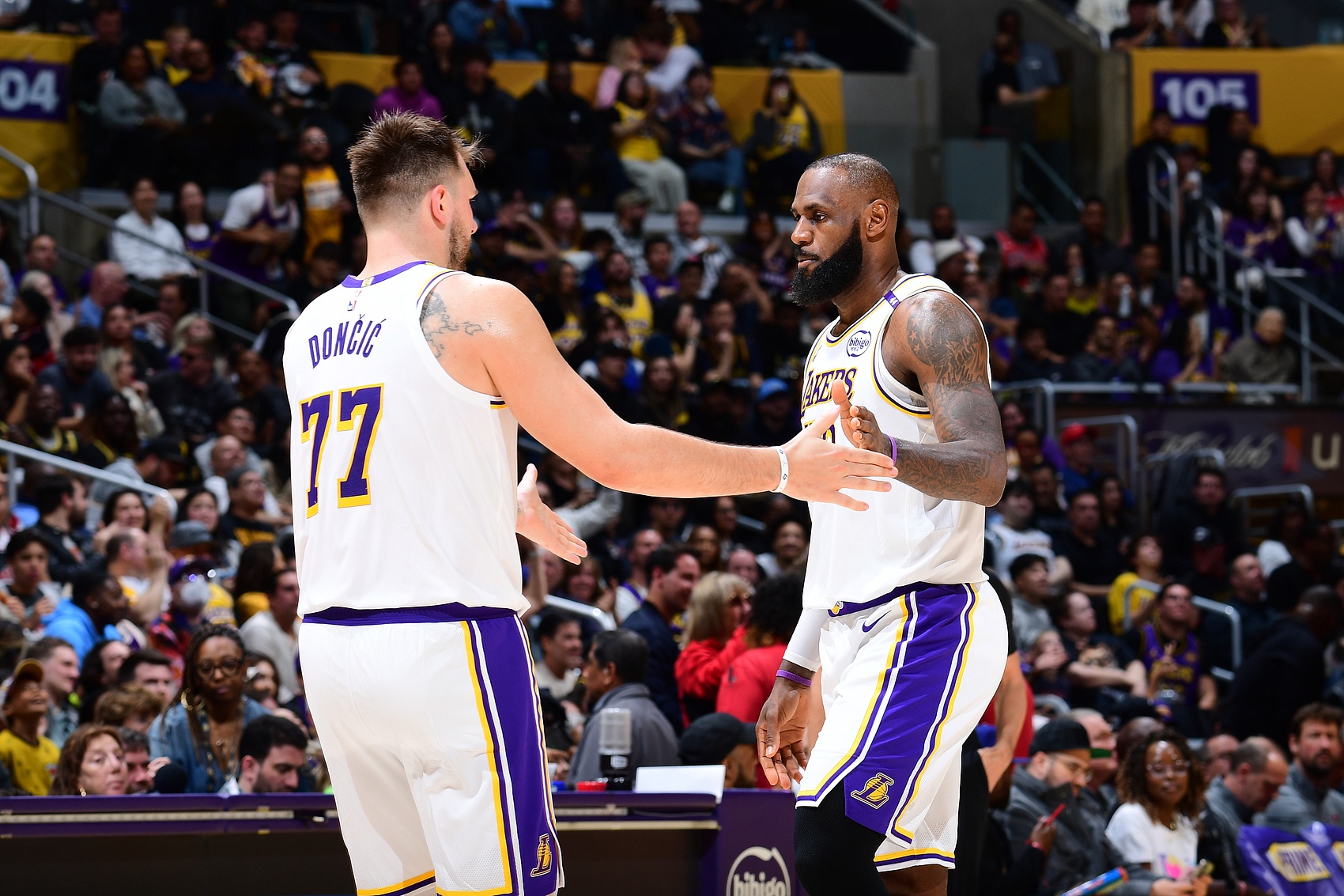 卡位戰(zhàn)/老詹里程碑/灰熊換帥！ESPN預(yù)測(cè)勝率：湖人54.9%微占優(yōu)勢(shì)